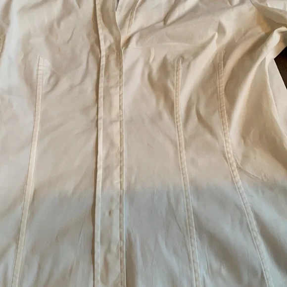 BOSS SESY, CUTE, BEAUTIFUL, FLATTERING BLOSE - Picture 12 of 16